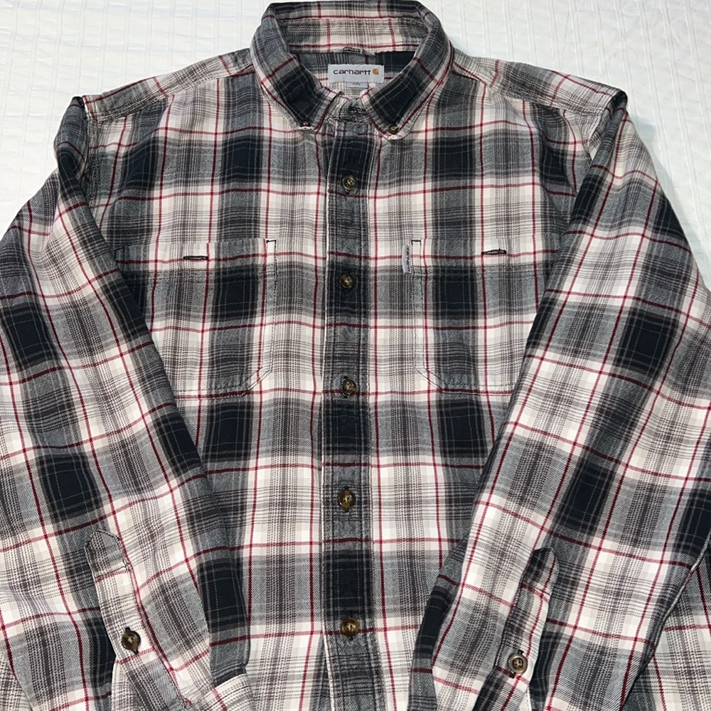 CARHARTT relaxed fit flannel button down 100% cotton